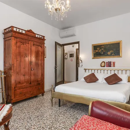 Angolo Stazione - Con Terrazzo Panoramico Appartement